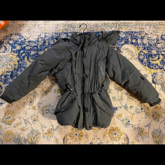 MARMOT Big Kid’s Goose Down Coat - Picture 2 of 8